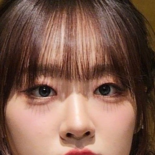 Today's Most Loved Chloe (cignature)