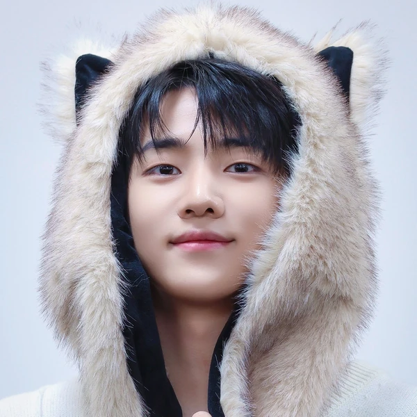 Popular profile picture of Jaechan (DKZ) loved by fans