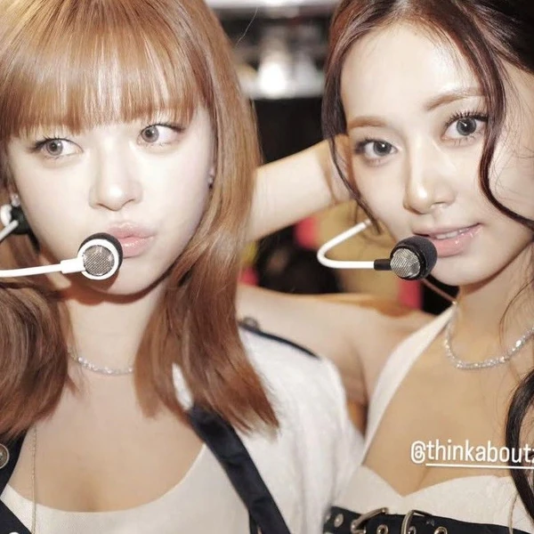 팬들이 뽑은 TWICE 최고의 순간