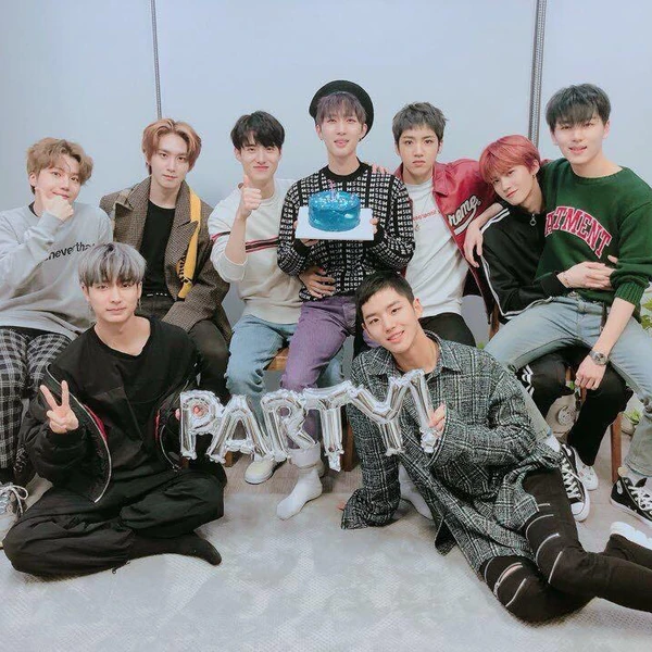 Shining profile picture of PENTAGON on today's Choeaedol