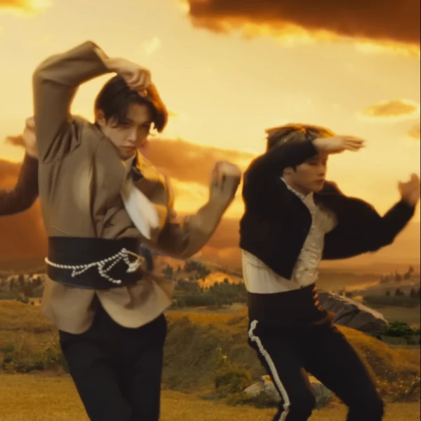 今日最も愛されたチャンビン (Stray Kids)の姿