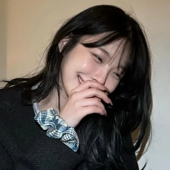 Popular profile picture of Baek Jiheon (fromis_9) loved by fans