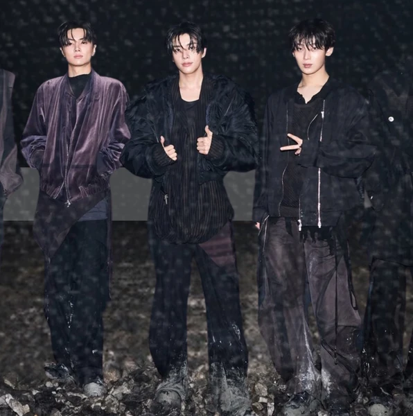 Foto Populer Penuh Cinta untuk ENHYPEN