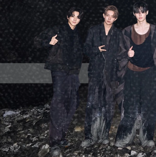 Foto Populer Penuh Cinta untuk ENHYPEN