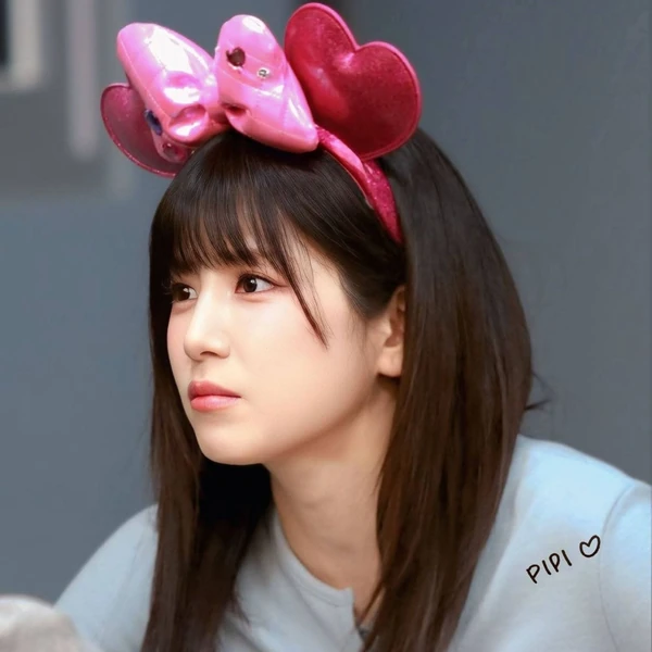 Top Photo Full of Park Chorong (Apink) Love