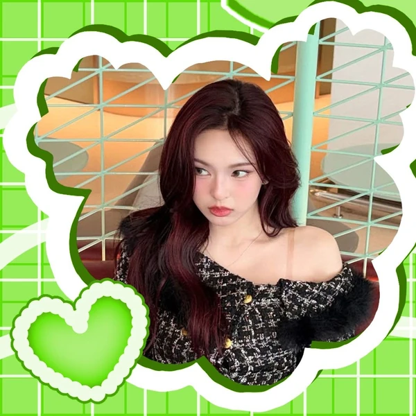 Signature photo of Chiquita (BABYMONSTER) capturing their charm