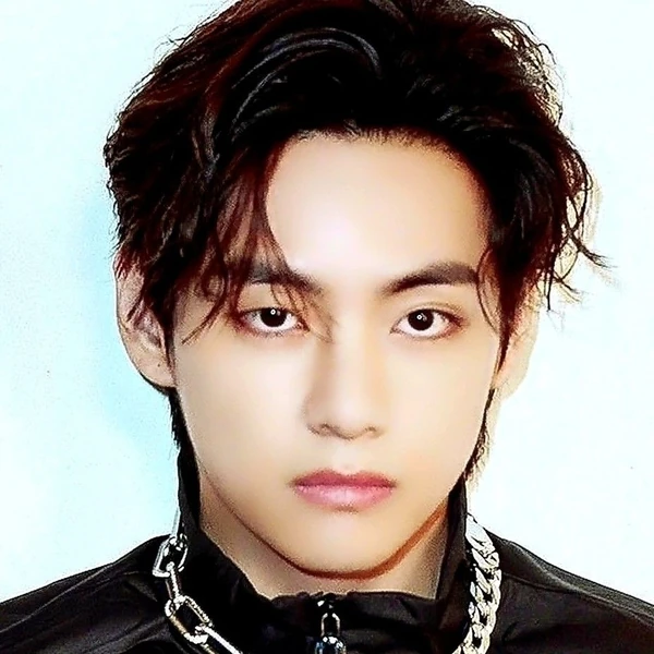 오늘 가장 사랑받은 뷔 (방탄소년단)의 모습