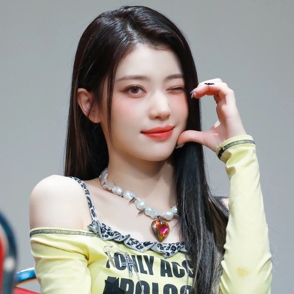 Top Photo Full of Xiao Ting (Kep1er) Love