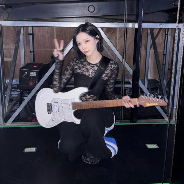 Signature photo of 윈터 (에스파) capturing their charm