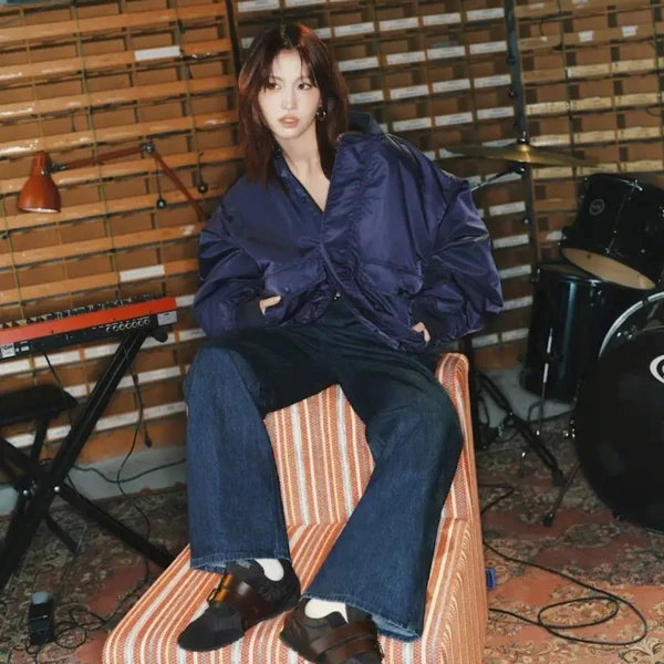 Foto Populer Penuh Cinta untuk Momo (TWICE)