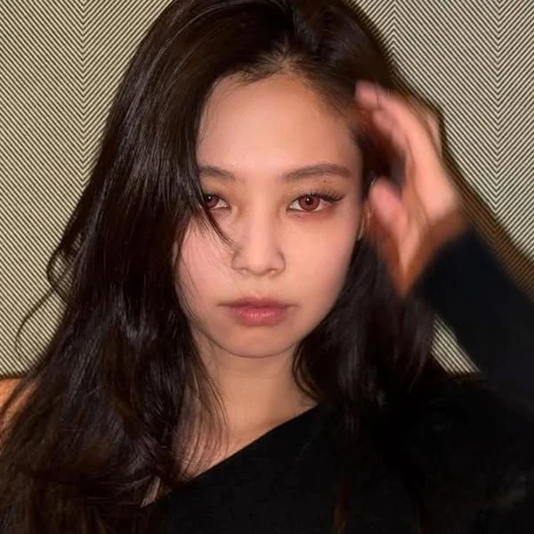 粉絲票選的Jennie (BLACKPINK)最佳瞬間