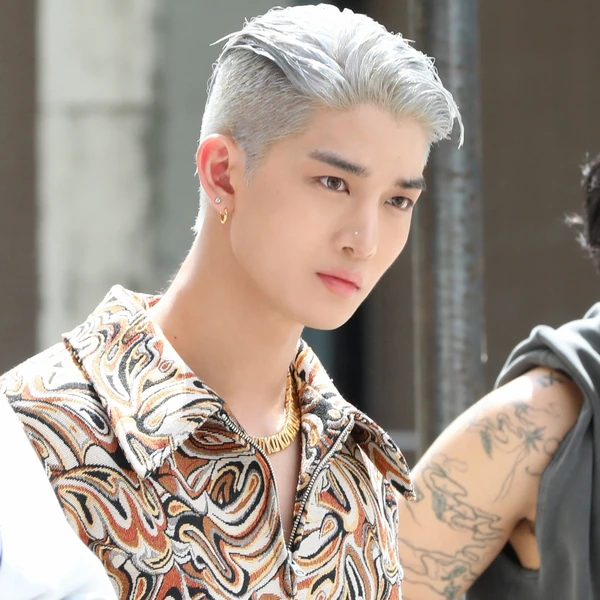 充滿粉絲愛意的裴珍映人氣照片