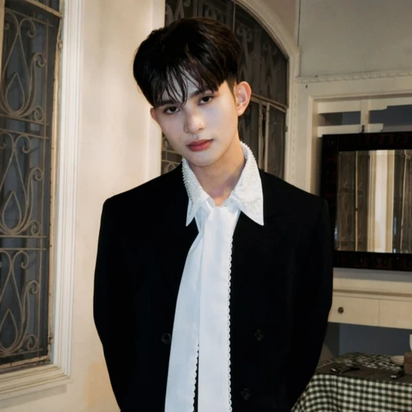 Top Photo Full of Winston (HORI7ON) Love