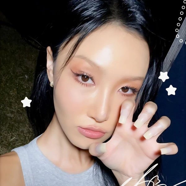 Top Photo Full of Hwasa (MAMAMOO) Love