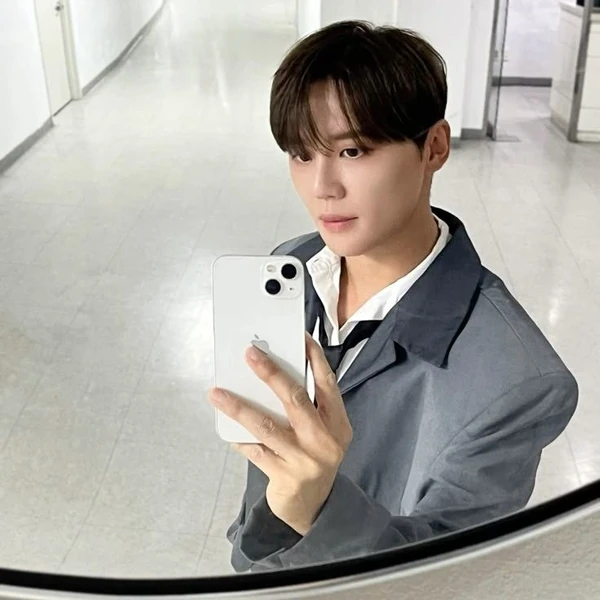 Today's Most Loved Kim Junsu (JX)