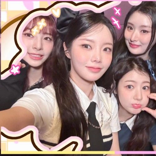 Top Photo Full of FIFTY FIFTY Love