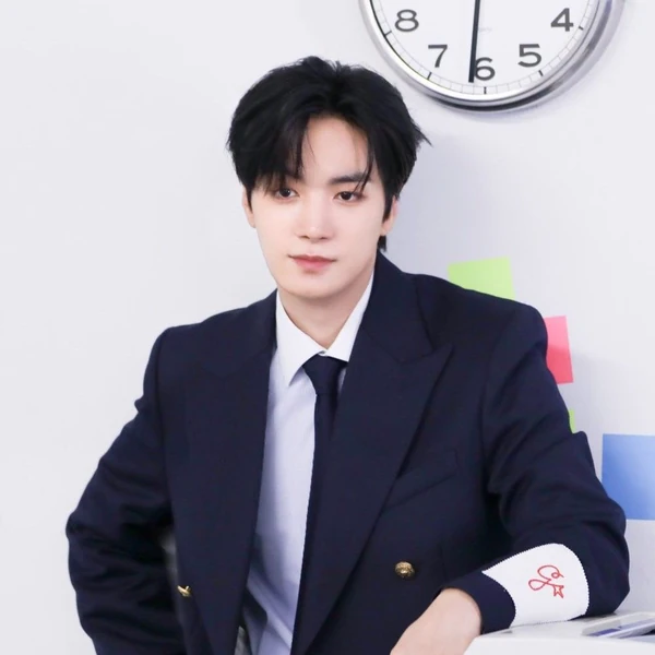 Today's Most Loved Kim Jonghyeon