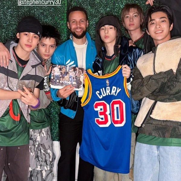 Top Photo Full of CORTIS Love