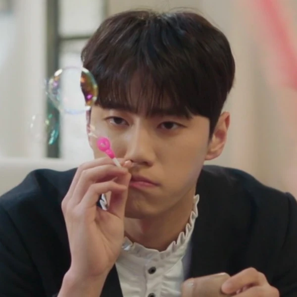 Top Photo Full of Lee Junyoung Love