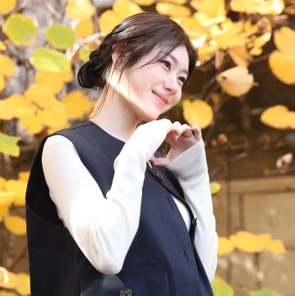 Foto Populer Penuh Cinta untuk Chaeryeong (ITZY)