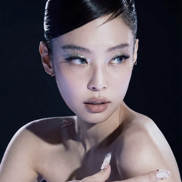 제니 (BLACKPINK) 팬심 가득한 인기 사진