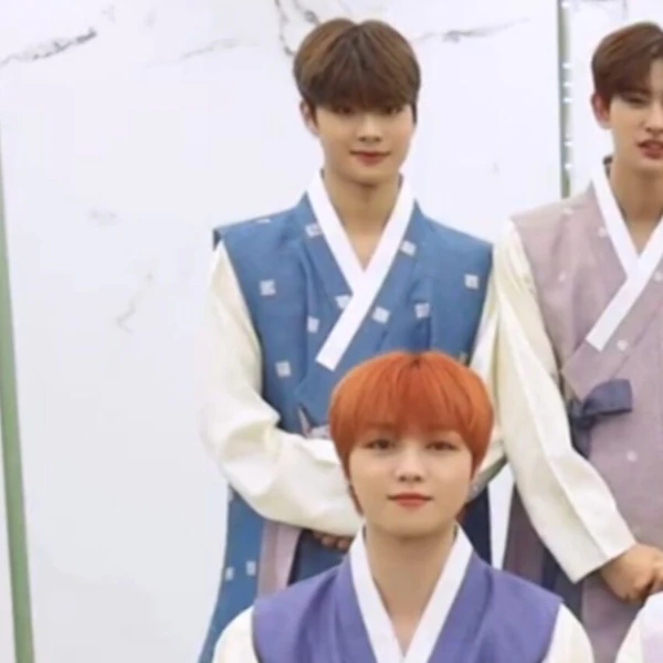 Top Photo Full of YOUNITE Love