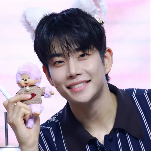 Today's Most Loved MJ (ASTRO)