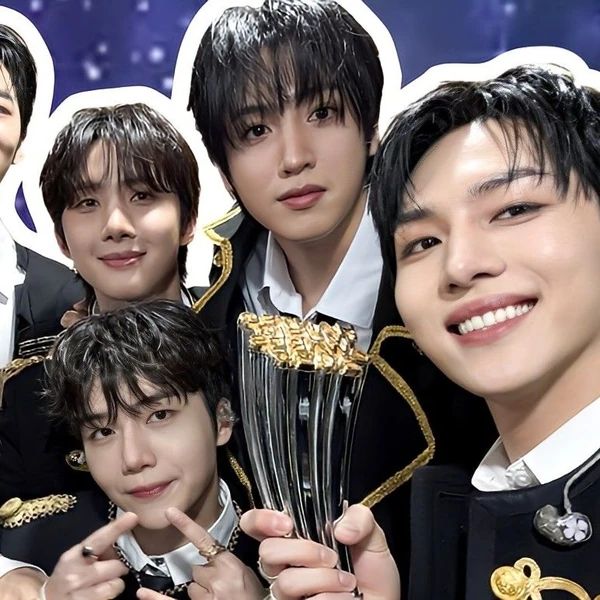 Fans' Pick: Best Moment of Wooseok (PENTAGON)