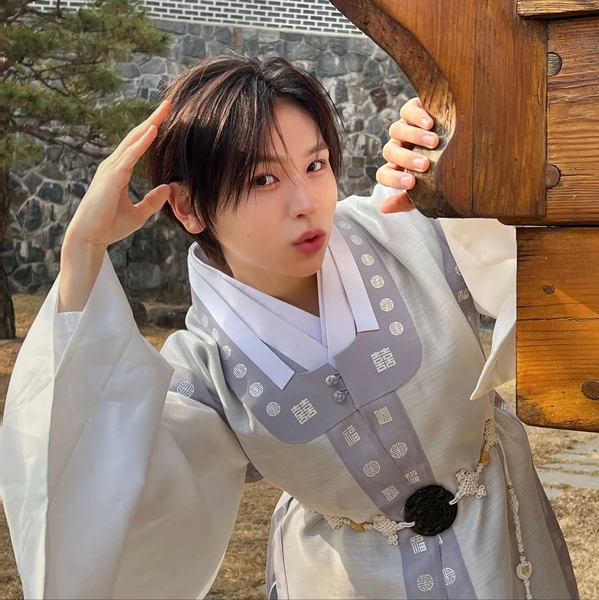 Today's Most Loved Chu yoochan (IDID)