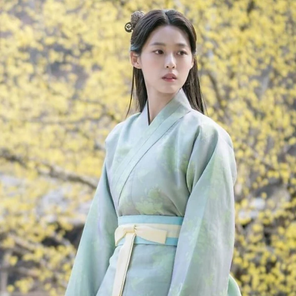 Today's Most Loved Seolhyun (AOA)