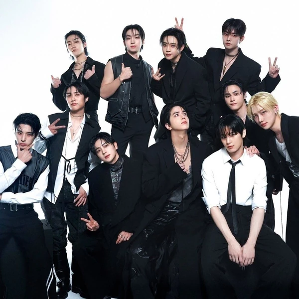 Popular profile image of THE BOYZ selected by votes