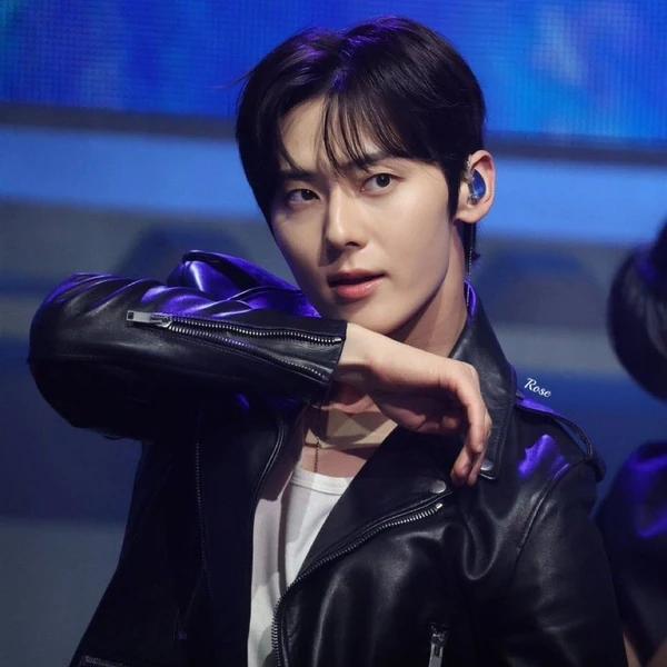 Fans' Pick: Best Moment of Hwang Minhyun