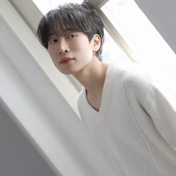 Fans' Pick: Best Moment of Seo Eunkwang (BTOB)