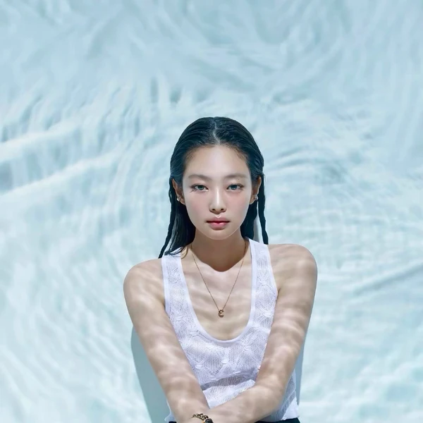 오늘 가장 사랑받은 제니 (BLACKPINK)의 모습