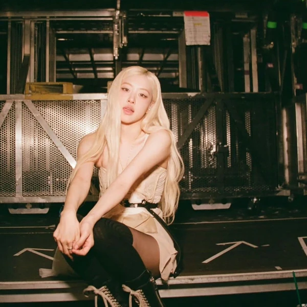 오늘 가장 사랑받은 로제 (BLACKPINK)의 모습