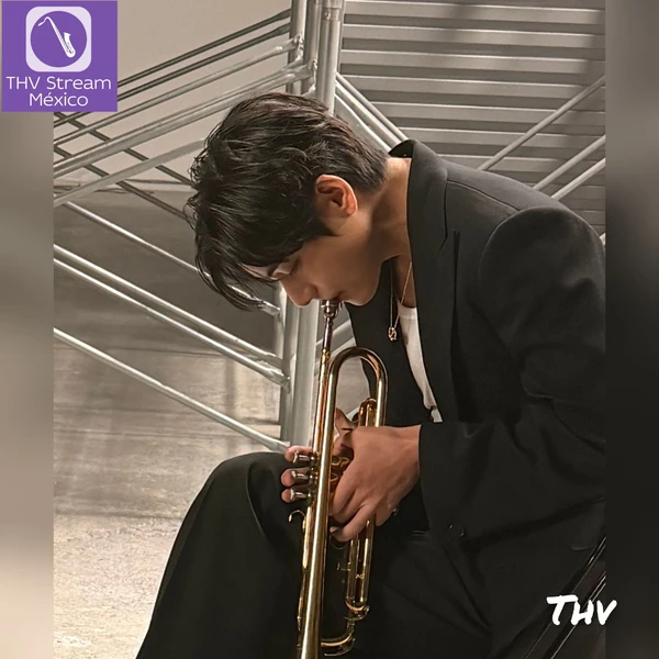 오늘 가장 사랑받은 뷔 (방탄소년단)의 모습