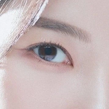 Penampilan Solar (MAMAMOO) yang Paling Dicintai Hari Ini