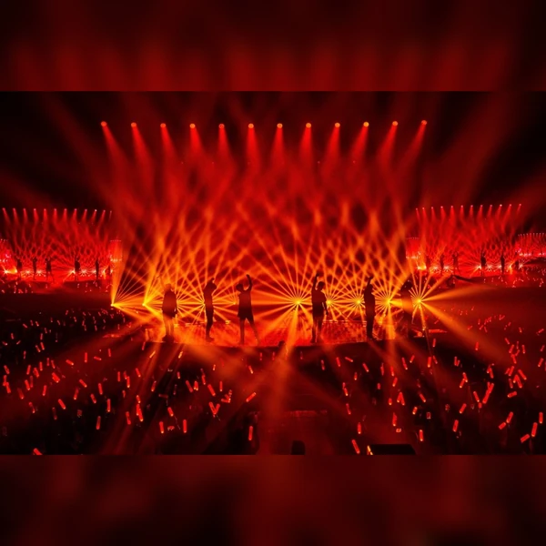 Top Photo Full of iKON Love