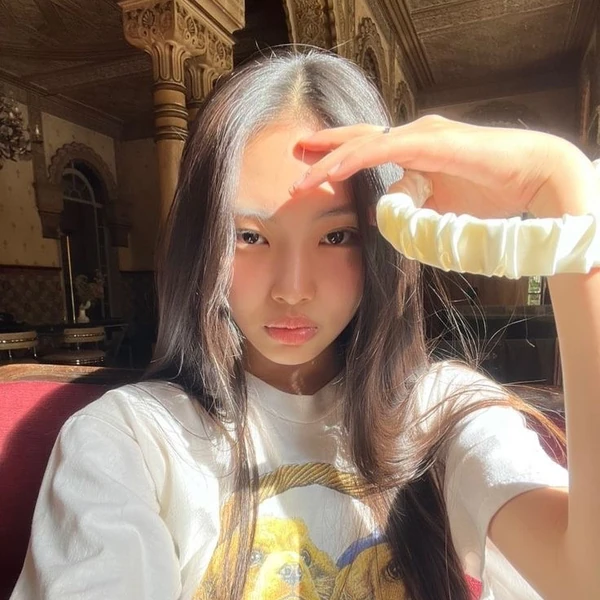 Today's Most Loved Hyein (NewJeans)