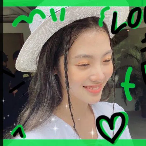 Top Photo Full of Lucy Love