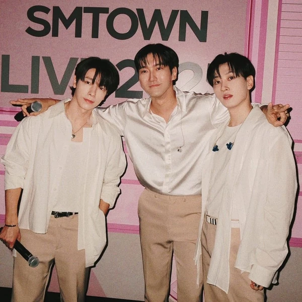 Today's Most Loved Siwon (Super Junior)