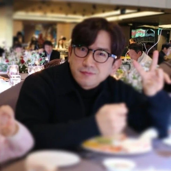 Shining profile picture of 李玟雨 (神話) on today's Choeaedol