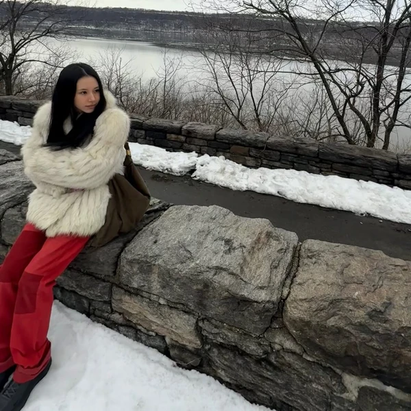 Signature photo of Chaeyoung (TWICE) capturing their charm