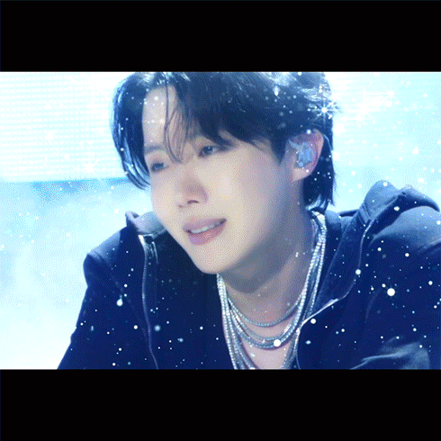 Brilliant moment of j-hope (BTS) created by fandom