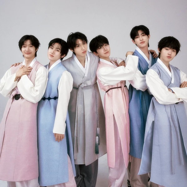 Today's Most Loved KickFlip