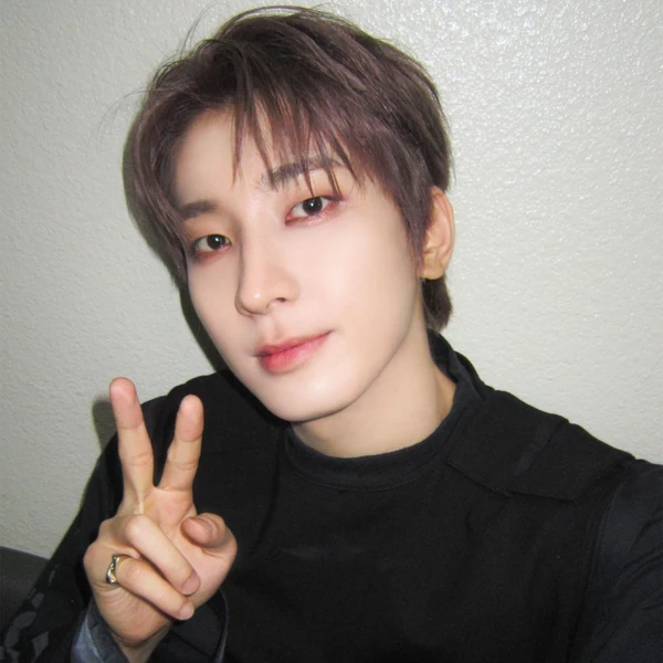 Top Photo Full of SEVENTEEN Love