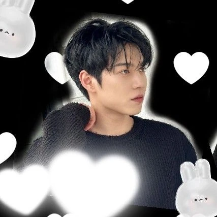 Top Photo Full of HWICHAN (OMEGA X) Love