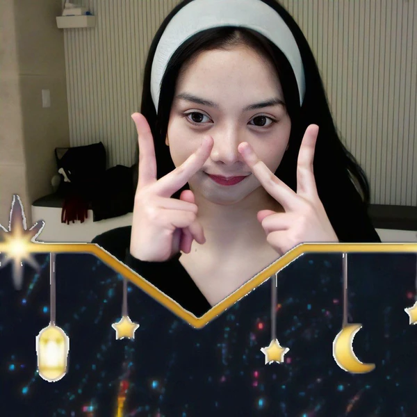 今天最受喜爱的Dinda (SECRET NUMBER)