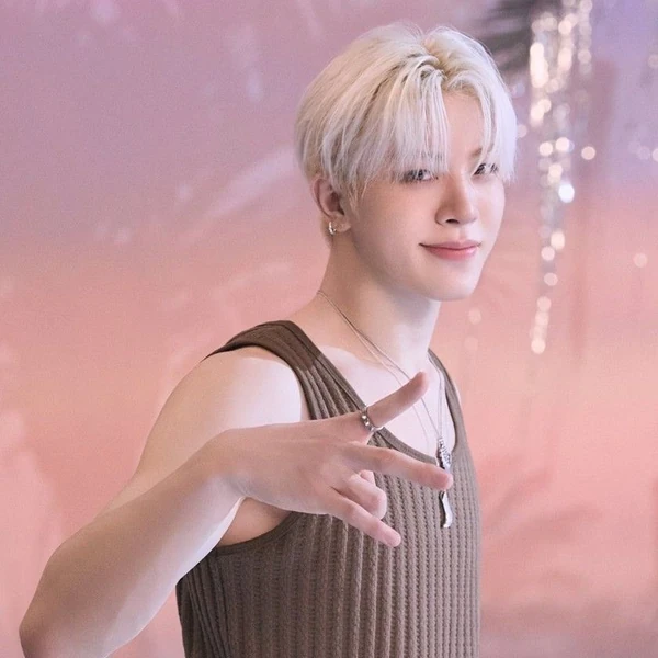 Penampilan TREASURE yang Paling Dicintai Hari Ini