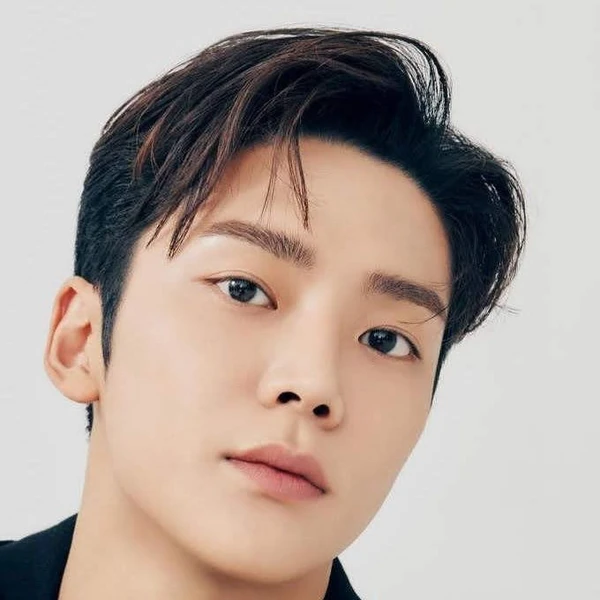 Today's Most Loved Rowoon